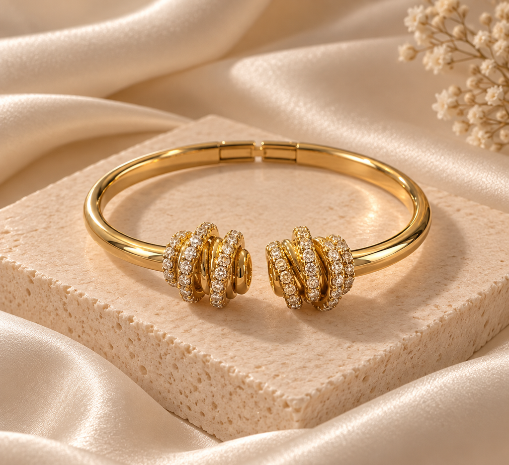 Regal Cluster CZ Open Cuff : 18kt Gold Vermeil