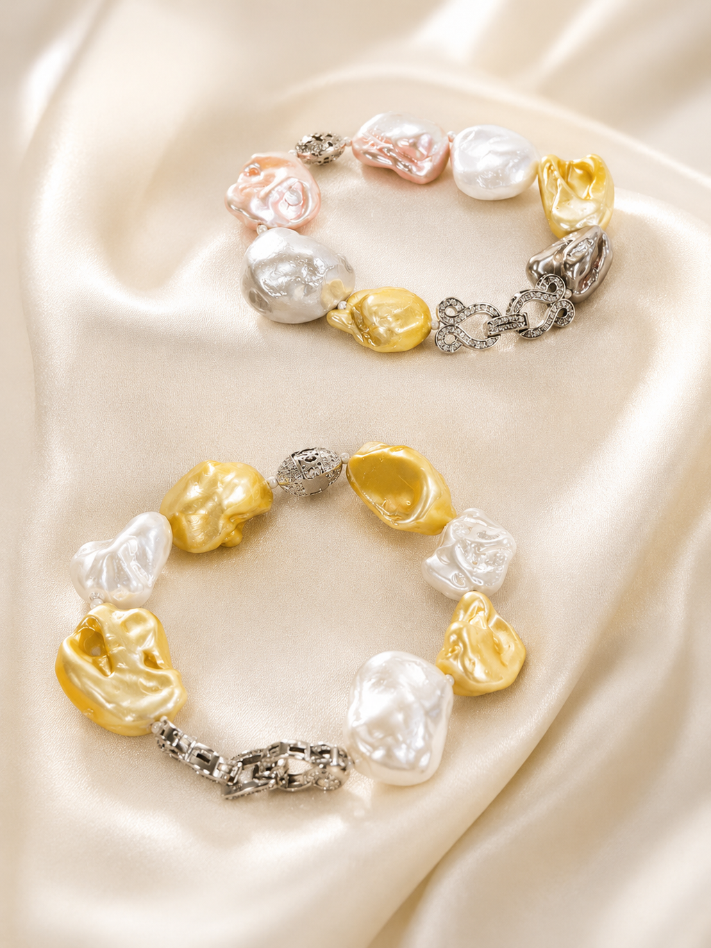 Auric Baroque Pearl Bracelet