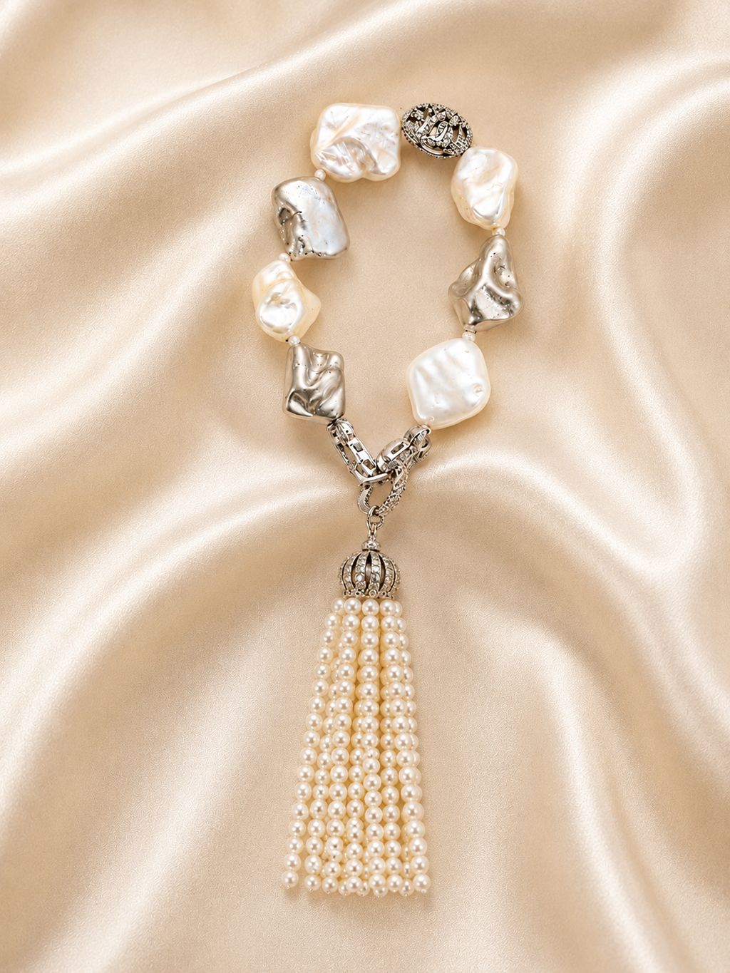 Rajsi Lumba Baroque Pearl Bracelet & Tassel Set