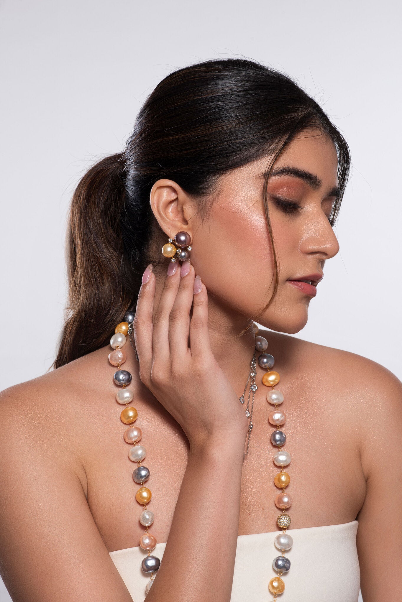 Rani Cluster Studs – Classic Ivory