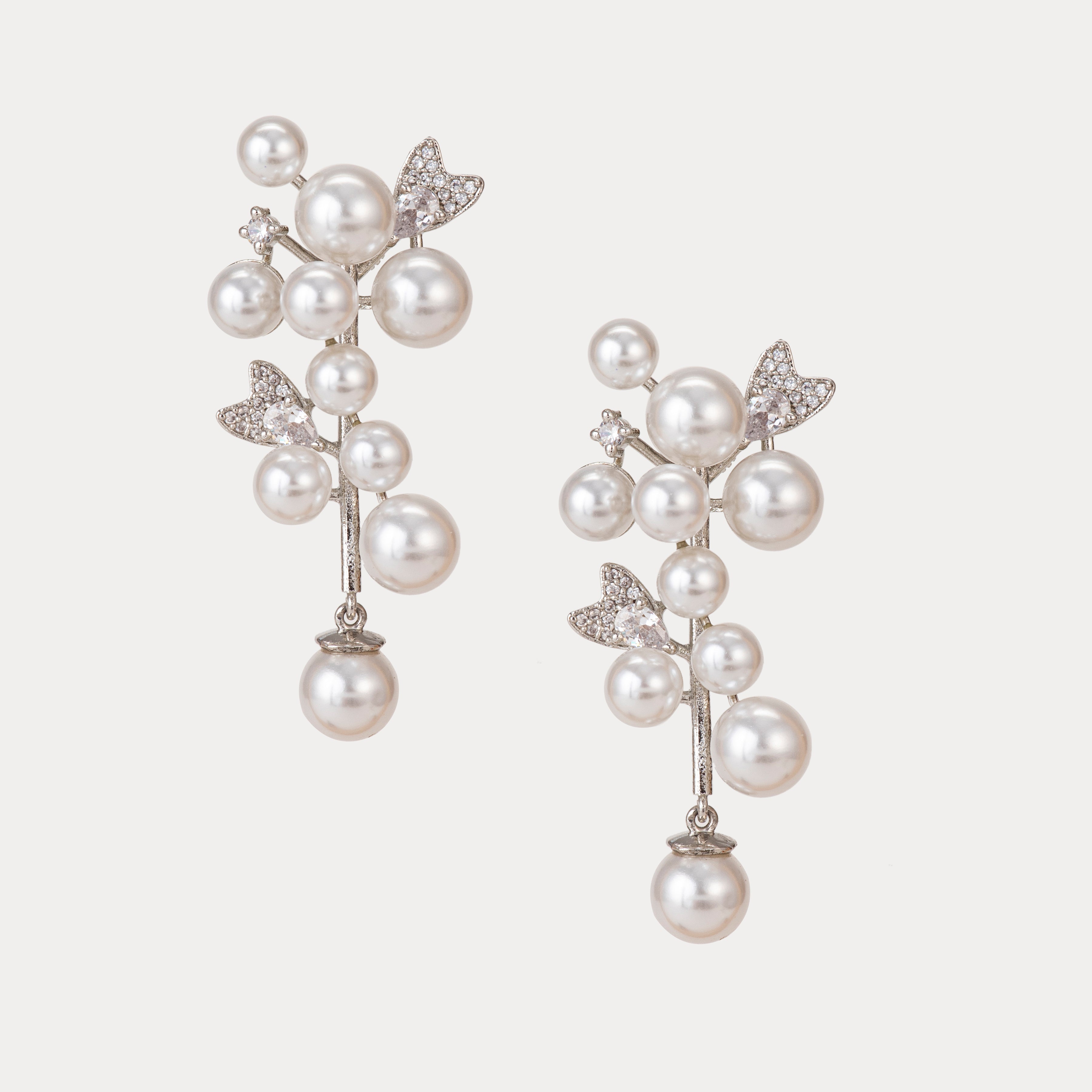 Royal Leaf Pearl Set : Pure Rhodium Intricate Hand work