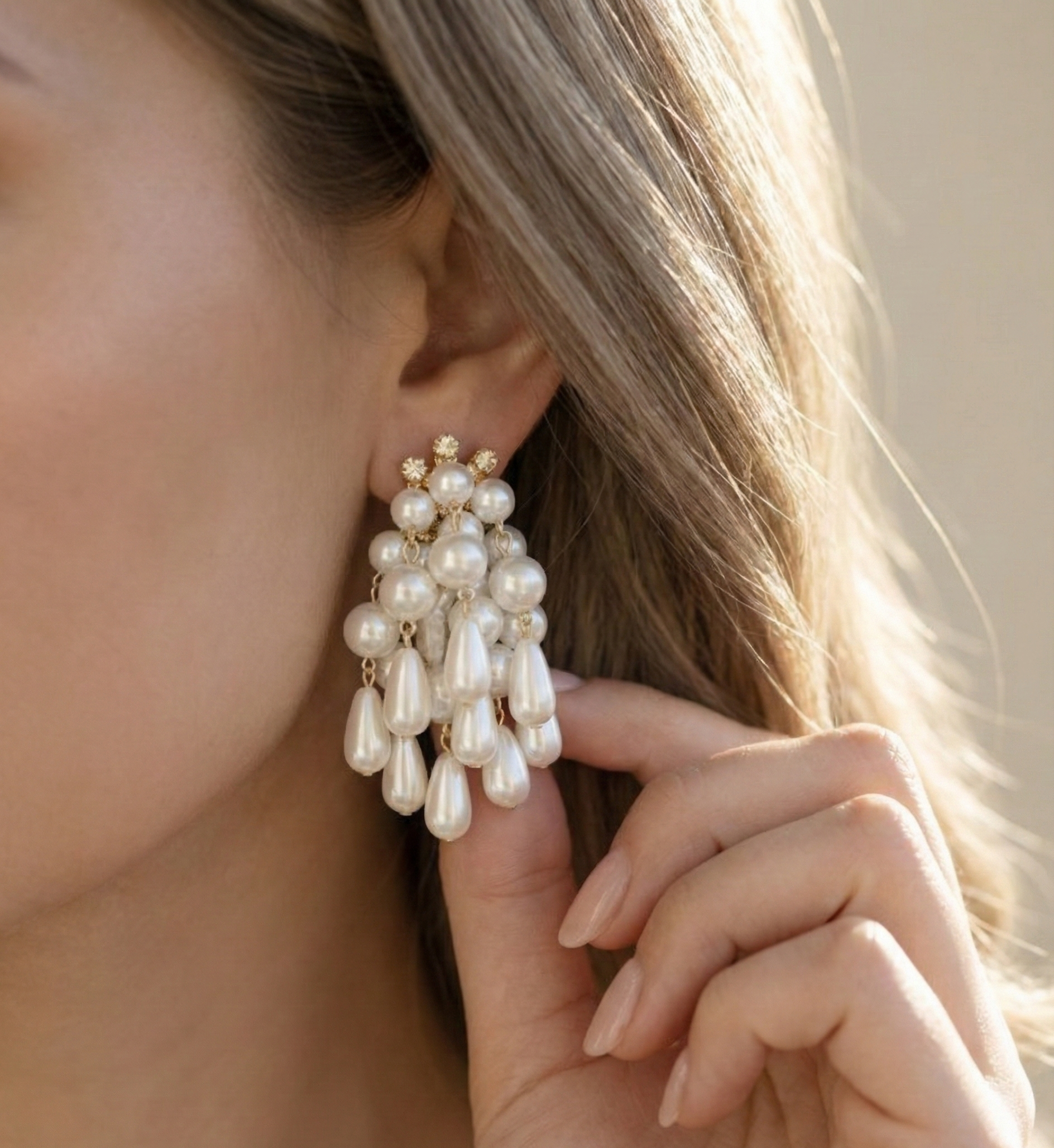 The Pearl Fountain Danglers