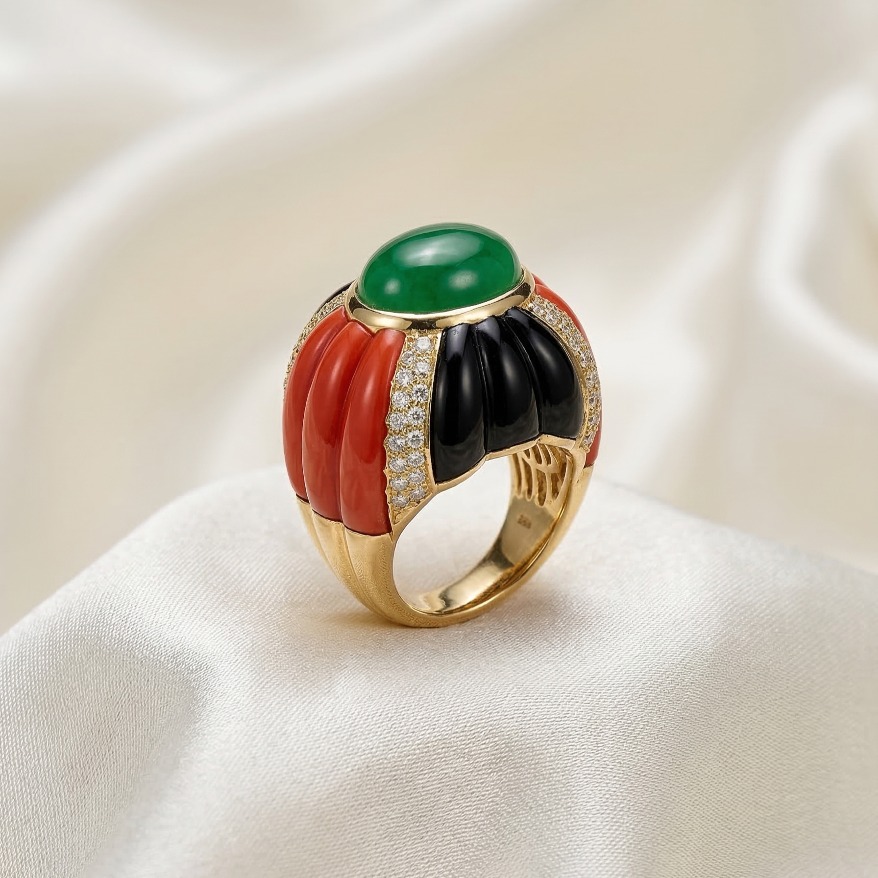 Imperiale Cabochon Coral Statement Ring