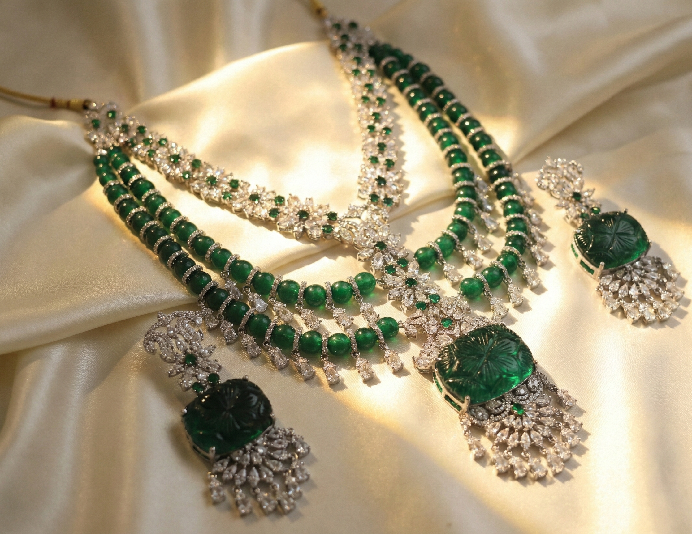 Royal 3 Layered Emerald Diamond Necklace Set
