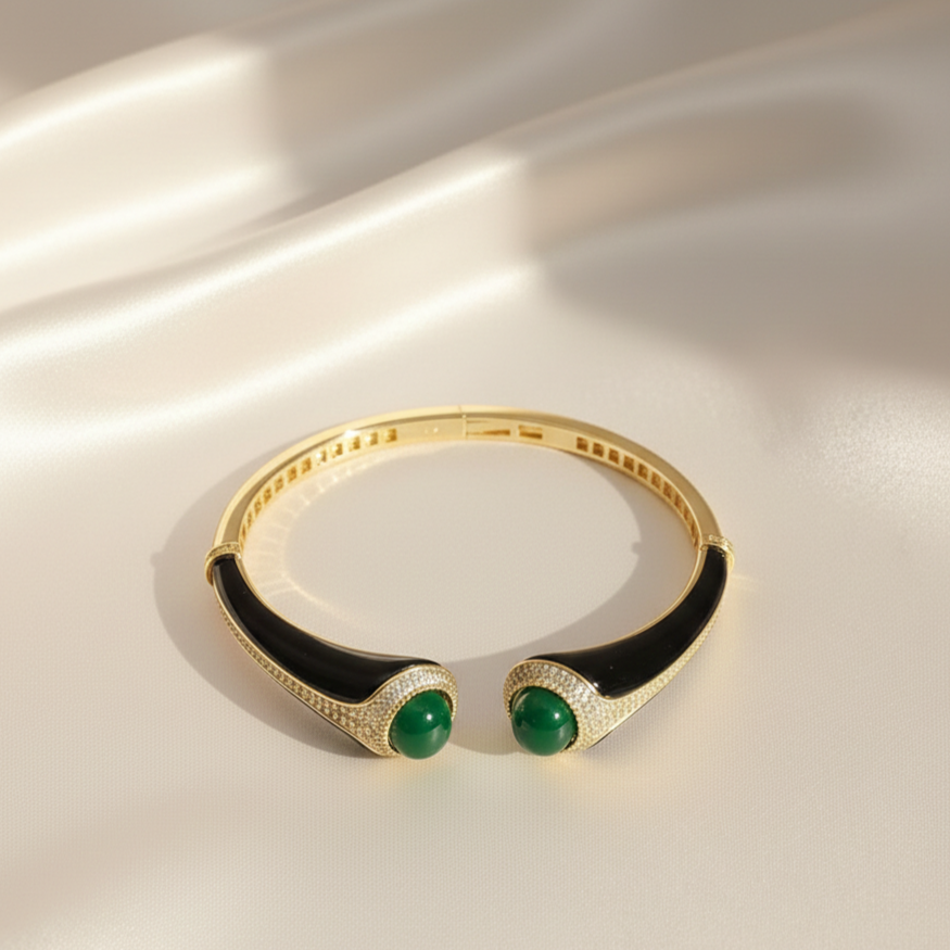 Coral & Onyx Cabochon Open Valer Bracelet – 18KT Gold Plated