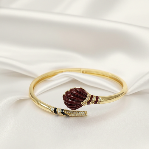 Victoria Bracelet with Eco-Coral & Onyx