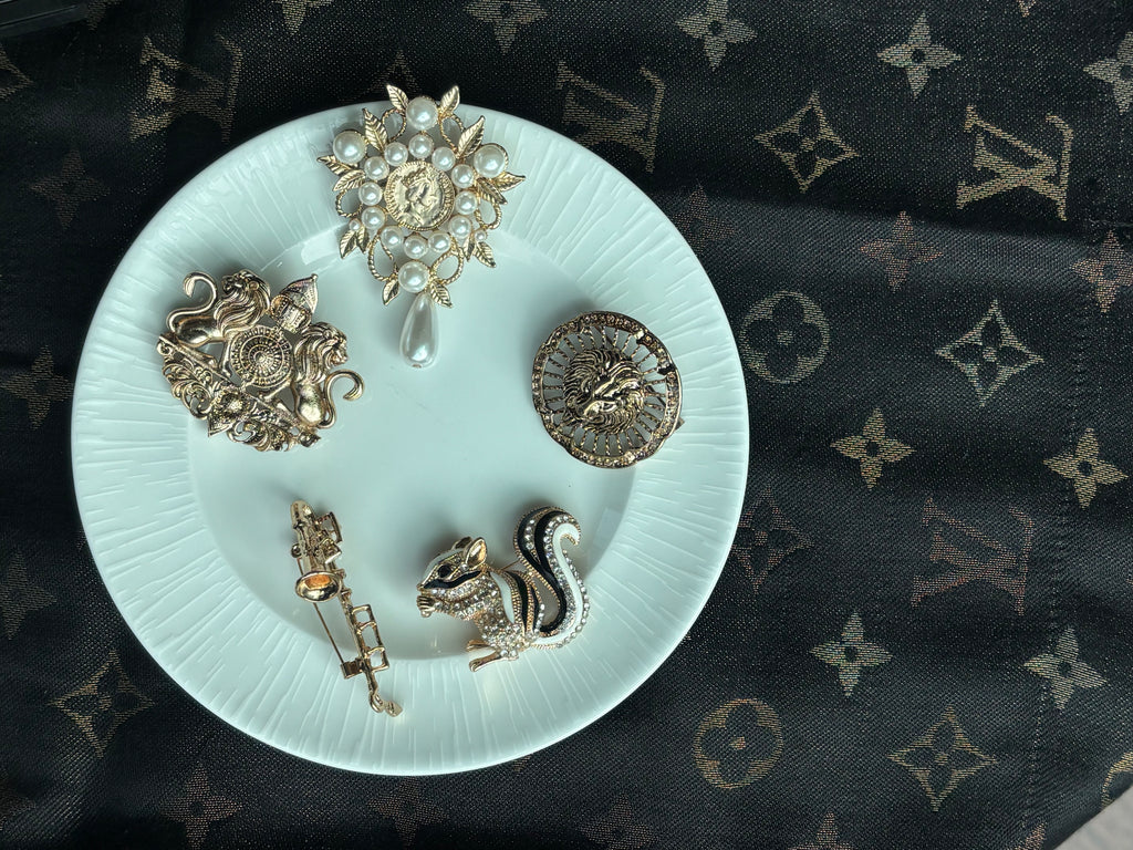 Regalia Pearl Droplet Brooch