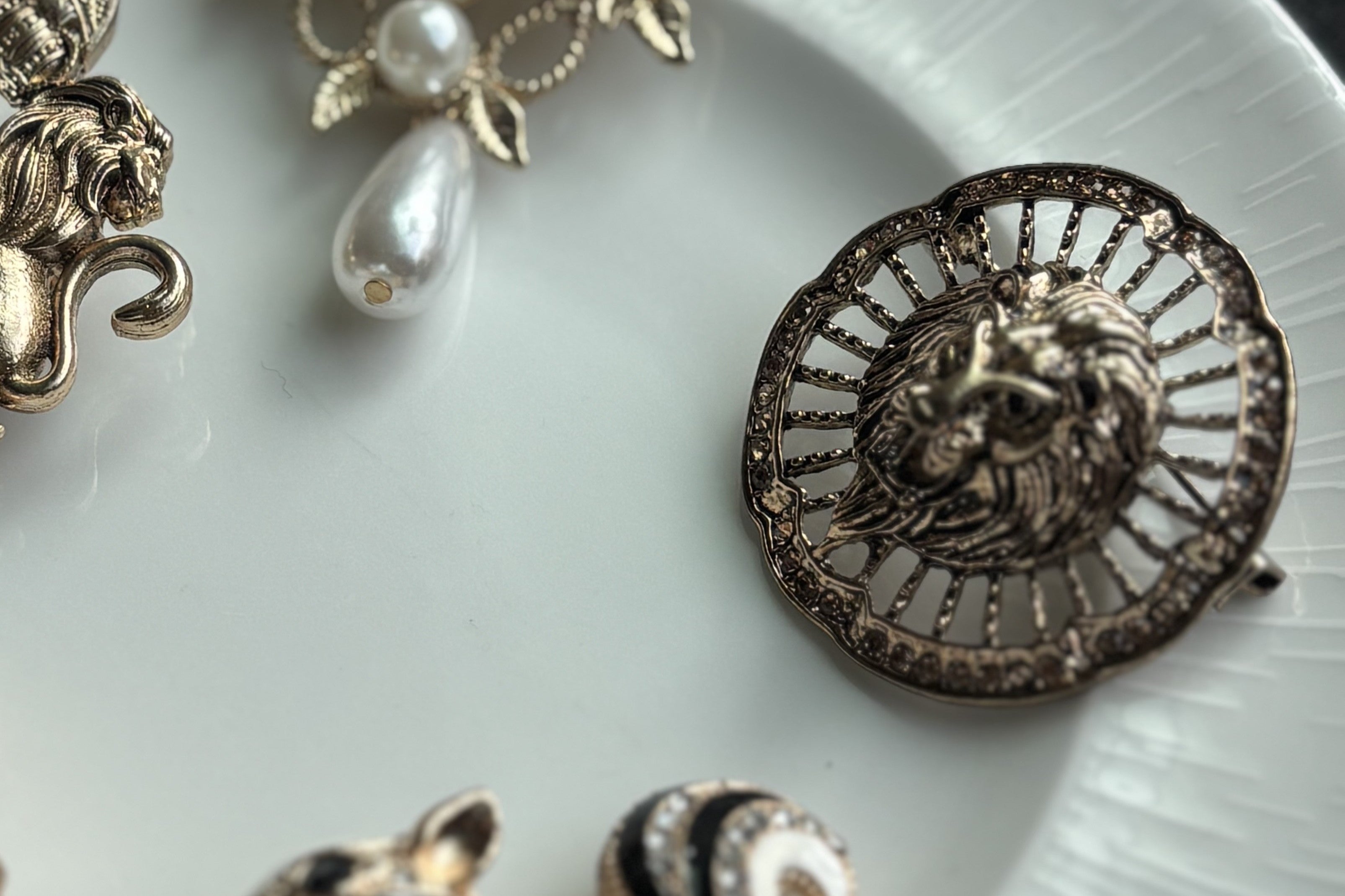 Royal Lion Emblem Brooch